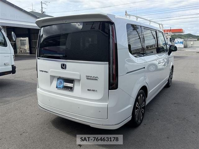 Honda e 2024-02 8216773-1