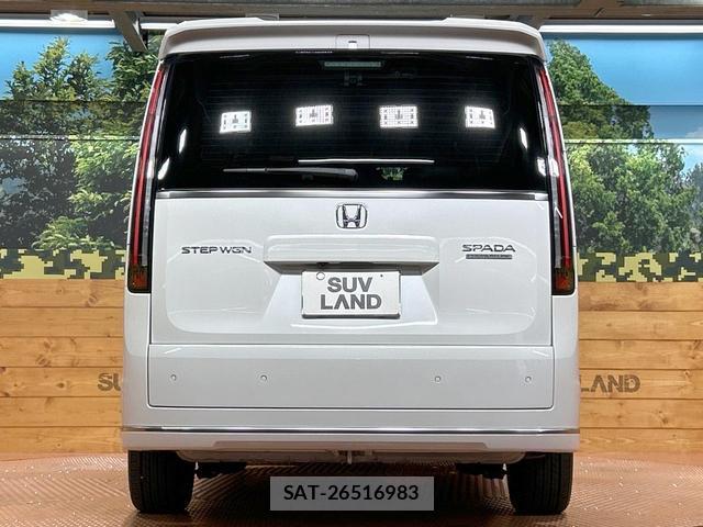 Honda e 2025-11 8216785-16