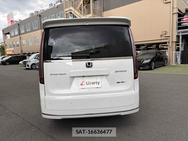 Honda e 2026-06 8216847-15