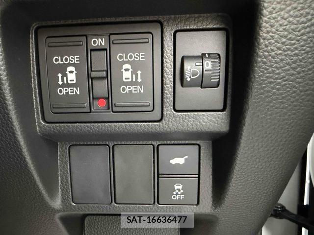 Honda e 2026-06 8216847-2
