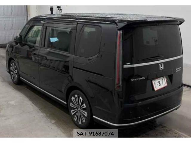 Honda e 2022-07 8217344-4