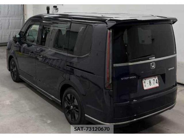 Honda e 2022-08 8217375-1