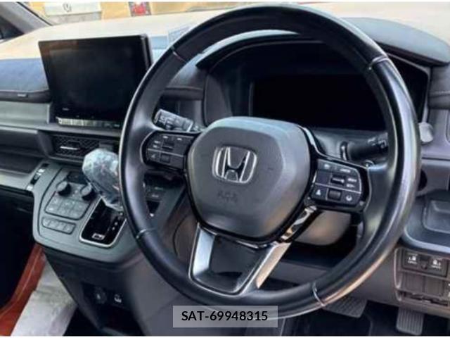 Honda e 2022-06 8217429-2