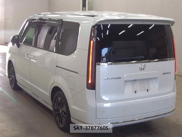 Honda e 2023-08 8217500-1