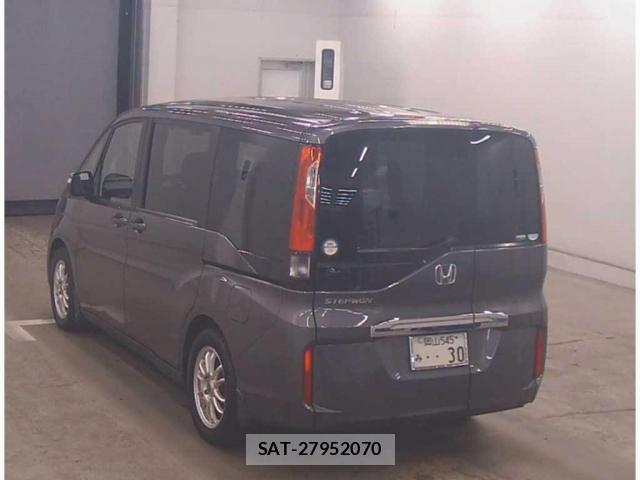 Honda e 2018-09 8217557-1