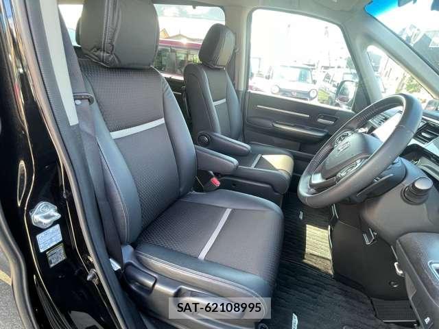 Honda e 2019-12 8218123-13