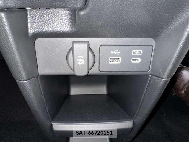 Honda e 2026-06 8218264-16