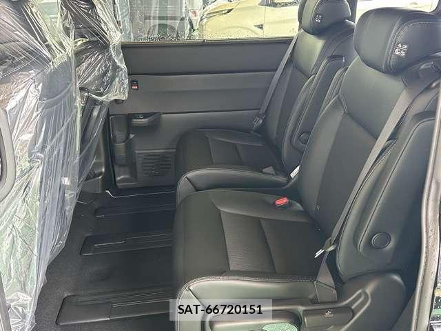 Honda e 2026-06 8218264-5