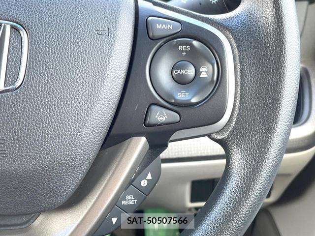 Honda e 2015-08 8219188-5