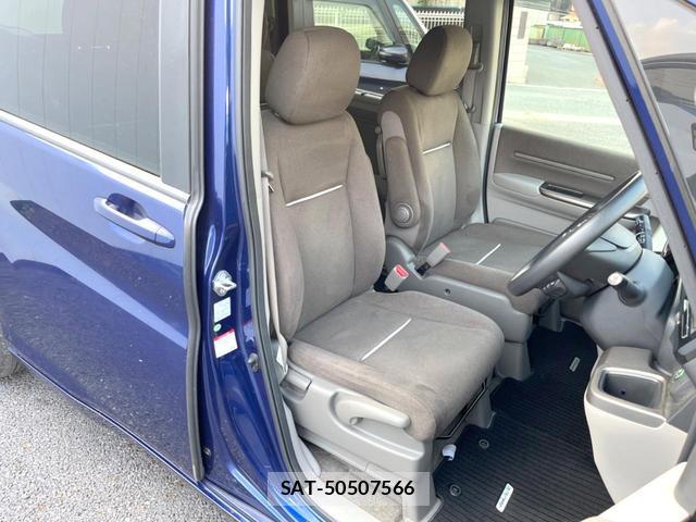 Honda e 2015-08 8219188-7