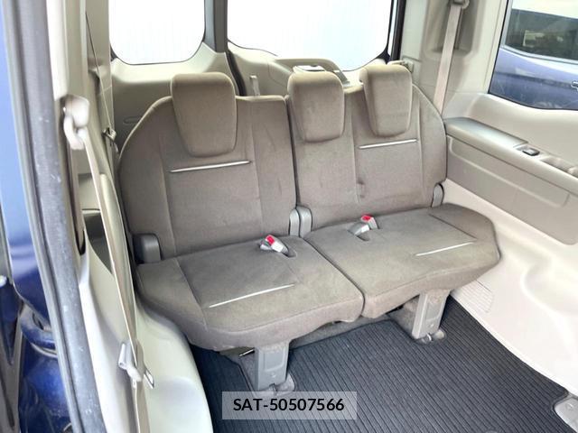 Honda e 2015-08 8219188-9