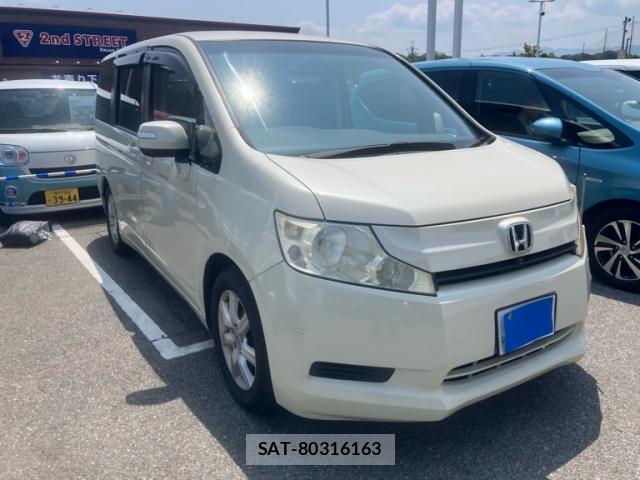 Honda e 2010-02 8219641-1