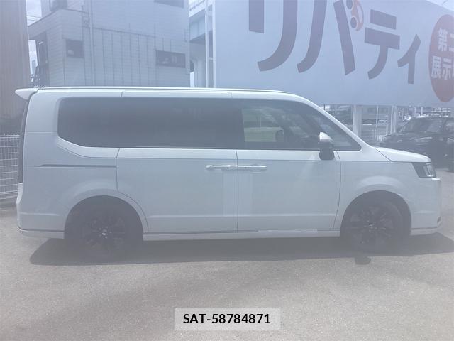 Honda e 2026-06 8220157-13