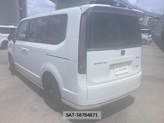 Honda e 2026-06 8220157-17