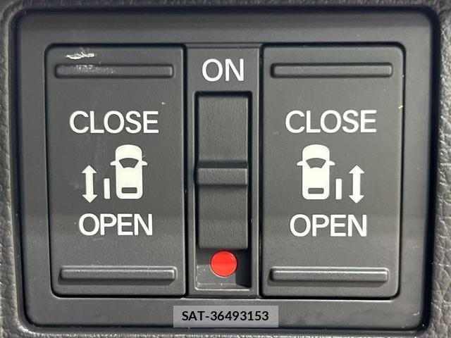 Honda e 2023-07 8220229-4