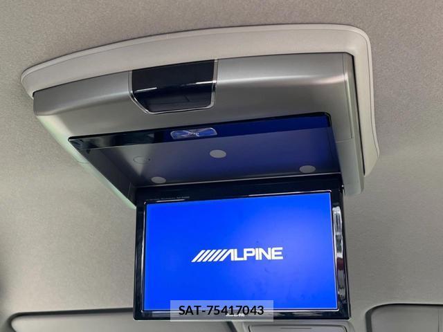 Honda e 2015-09 8220326-4