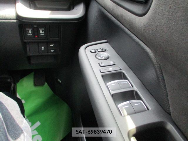 Honda e 2026-07 8220898-19
