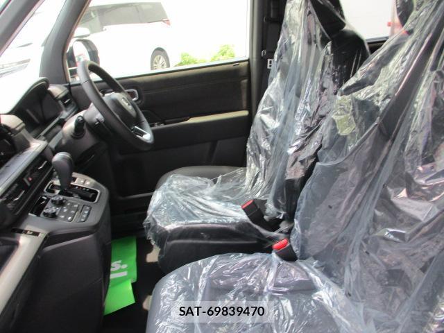 Honda e 2026-07 8220898-5