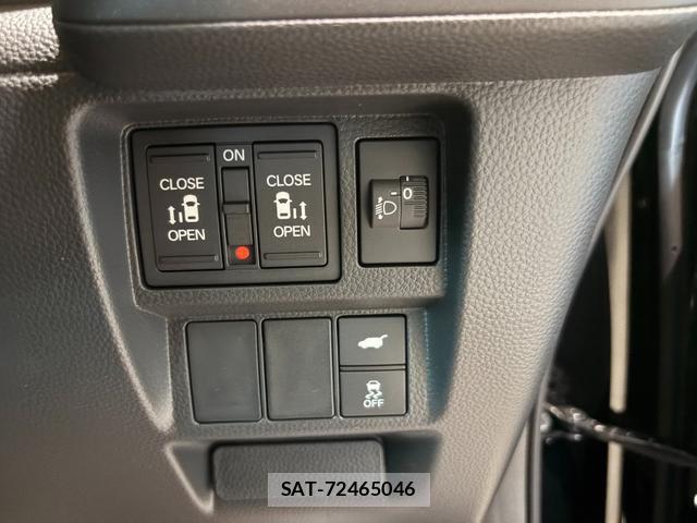 Honda e 2026-06 8221316-5