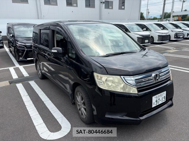 Honda e 2011-08 8221380-0