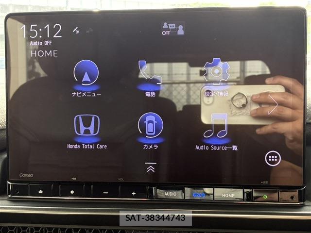 Honda e 2022-12 8221924-1