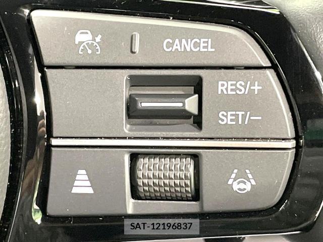 Honda e 2024-07 8221983-4