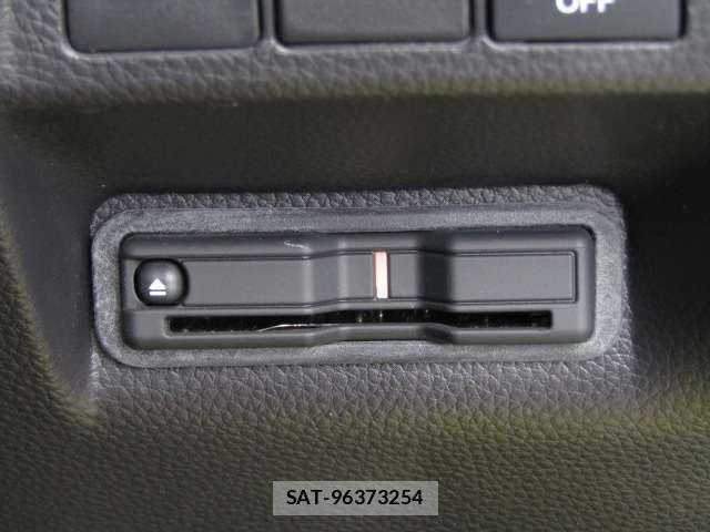 Honda e 2024-01 8222716-16