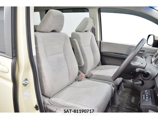 Honda e 2012-07 8223074-17
