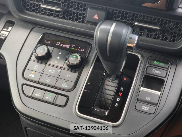 Honda e 2023-07 8223737-16