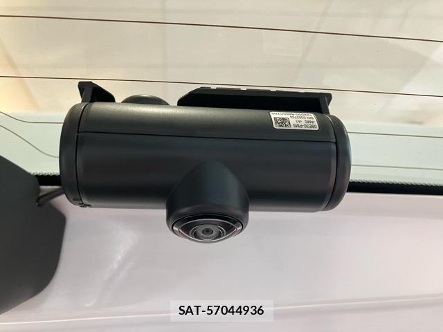 Honda e 2025-04 8224114-14