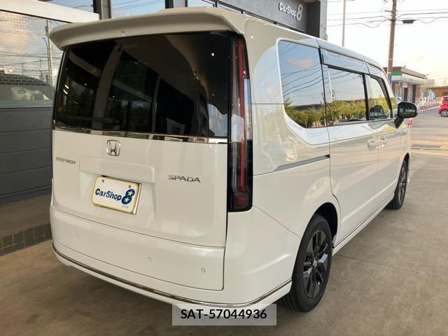 Honda e 2025-04 8224114-4