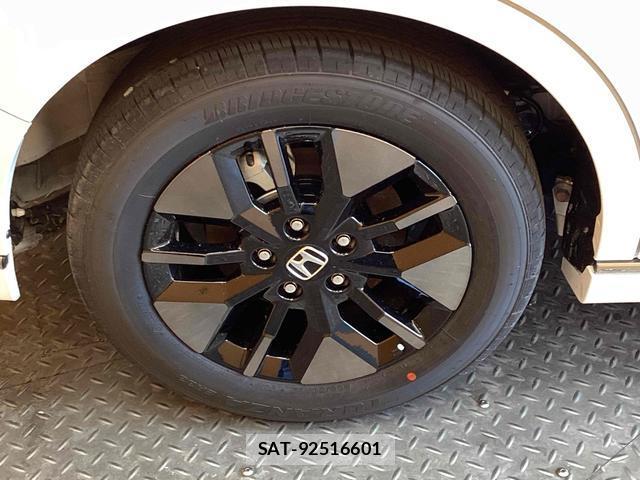 Honda e 2026-06 8224569-15