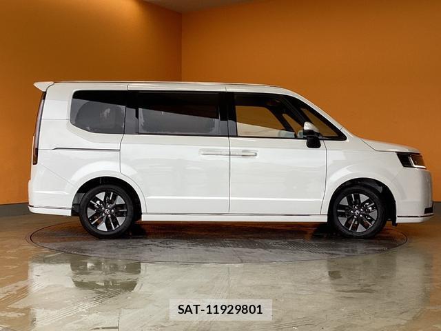 Honda e 2026-06 8224572-5