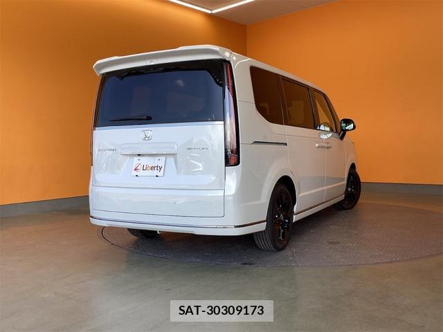 Honda e 2026-06 8224573-13