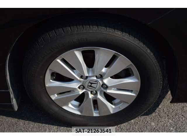 Honda e 2010-04 8224986-16