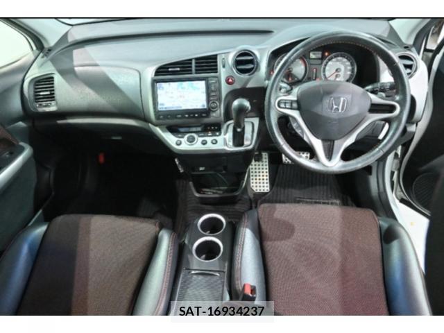 Honda STREAM 2013-10 8216451-2