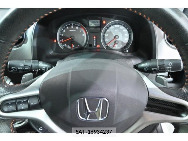 Honda STREAM 2013-10 8216451-5