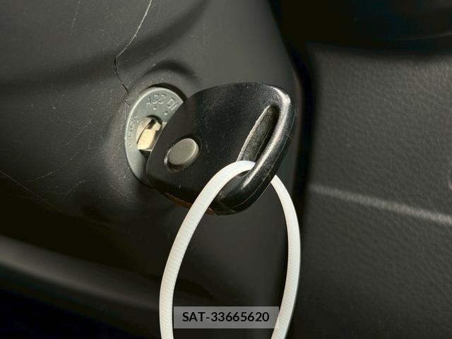 Suzuki SUPER CARRY 2022-04 8223380-11