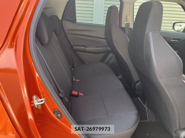 Suzuki SWIFT 2020-09 8216234-4