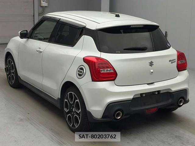 Suzuki SWIFT 2019-08 8216382-1