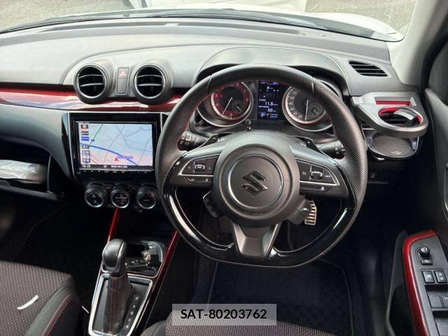 Suzuki SWIFT 2019-08 8216382-2