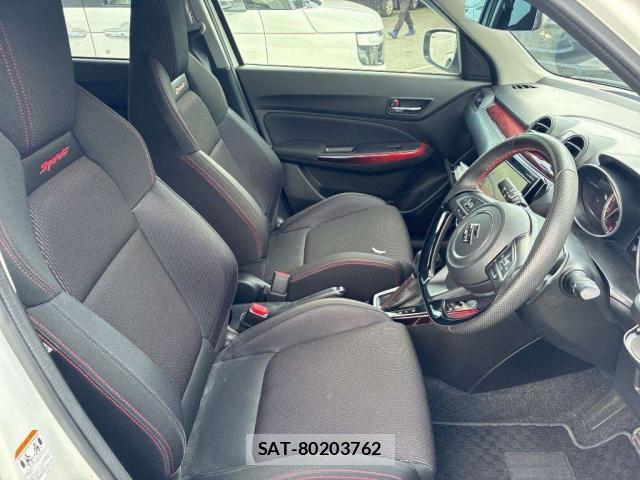 Suzuki SWIFT 2019-08 8216382-5