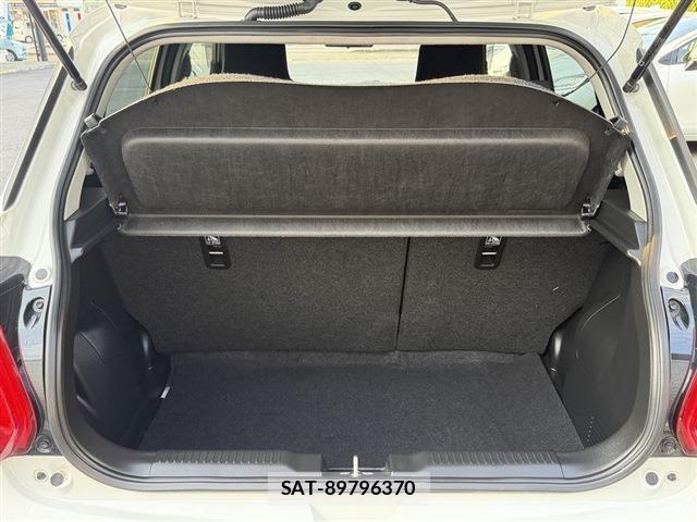 Suzuki SWIFT 2020-03 8216771-10