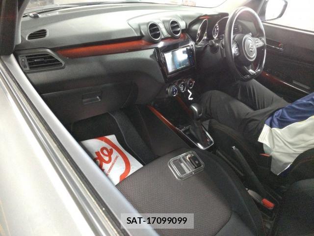 Suzuki SWIFT 2022-01 8217990-2