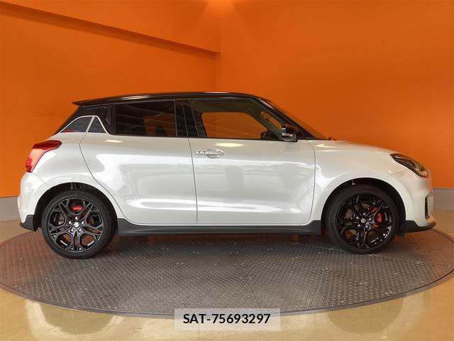Suzuki SWIFT 2025-05 8218689-14