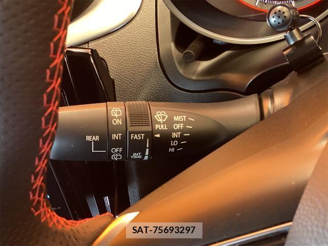 Suzuki SWIFT 2025-05 8218689-8