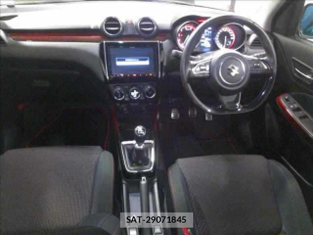 Suzuki SWIFT 2018-06 8218859-2