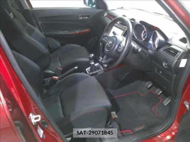 Suzuki SWIFT 2018-06 8218859-3