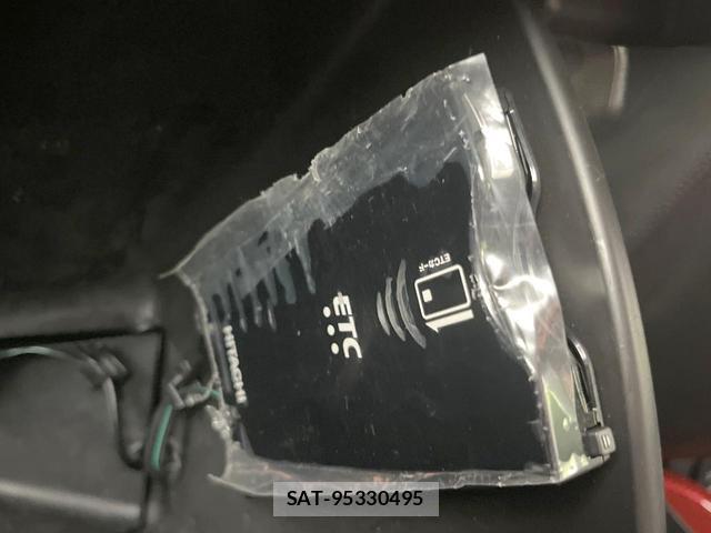 Suzuki SWIFT 2023-03 8220123-4