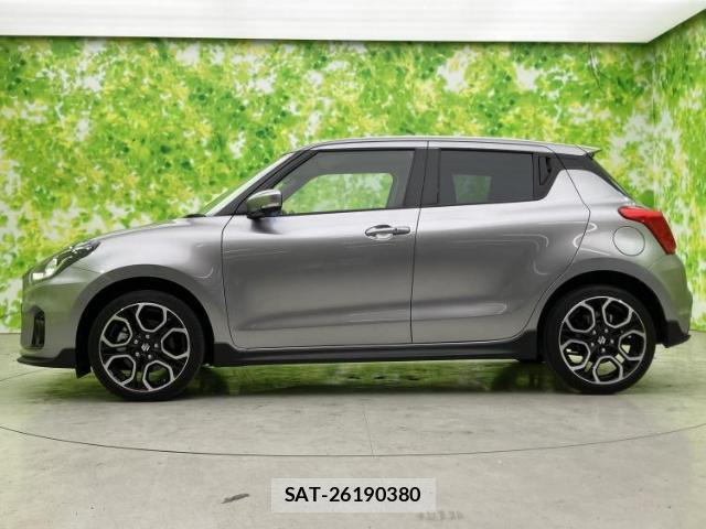 Suzuki SWIFT 2023-06 8220830-1